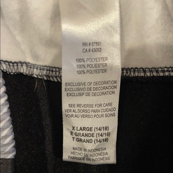 Kid’s NFL Carolina Panthers Youth XL Fleeced Pants - Picture 7 of 8